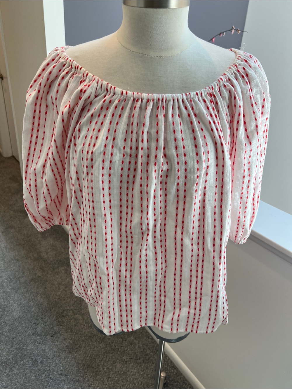 Universal Thread White Off-Shoulder Top with Red Stripe Stitching